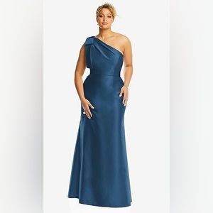 Alfred Sung One Shoulder Bridesmaid Dress - Dusk Blue - size 12, never worn